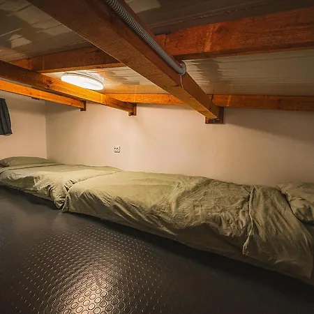 キャンプ場 борче